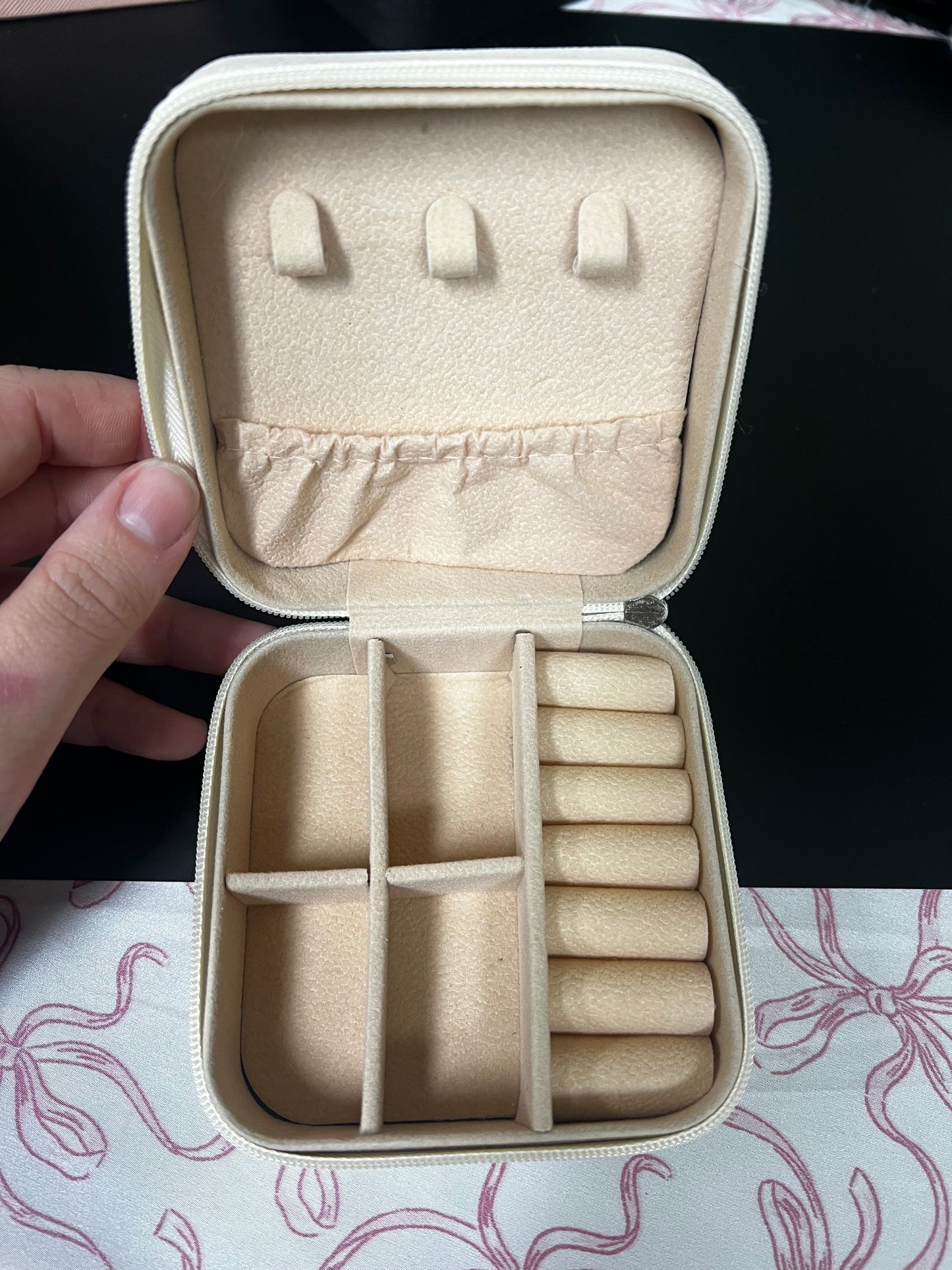 Howdy Cream Jewelry Box