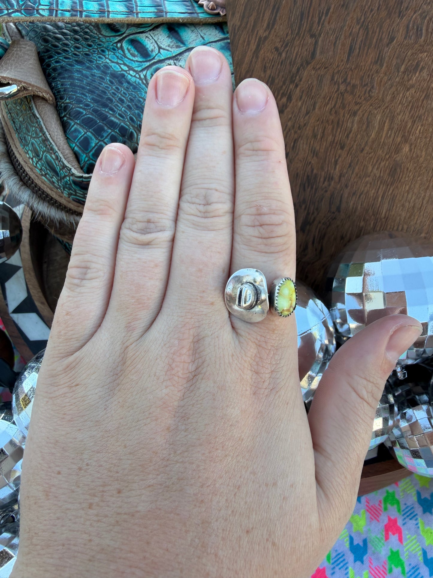 Palomino Cowgirl Ring