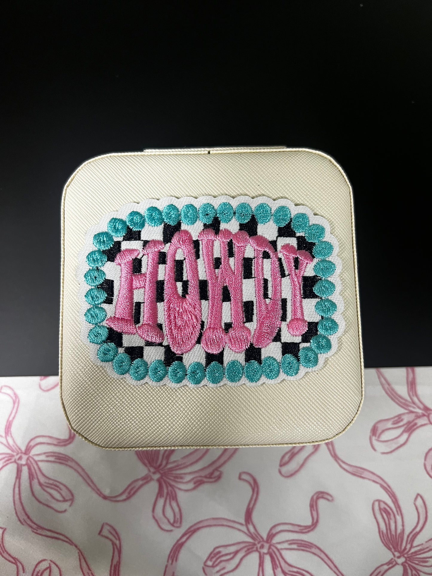 Howdy Cream Jewelry Box